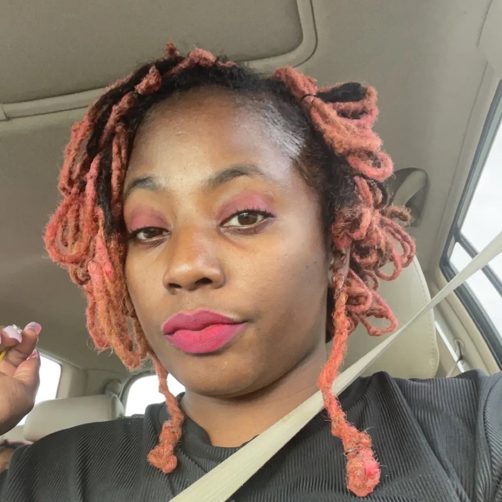 Meet your Posher, Jasmin